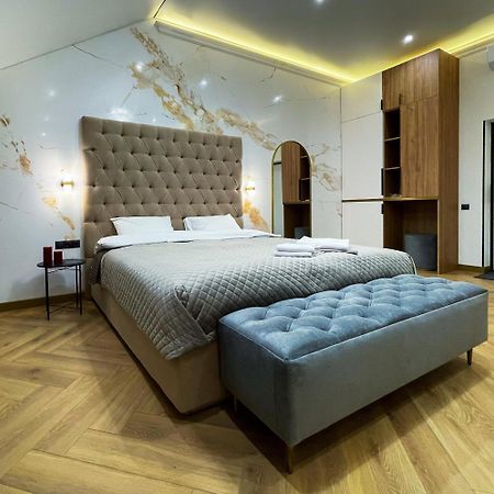 Myfreedom Lux Апартаменти Центр Вул Євгена Чикаленка 33 М Хрещатик Kiev Exterior foto