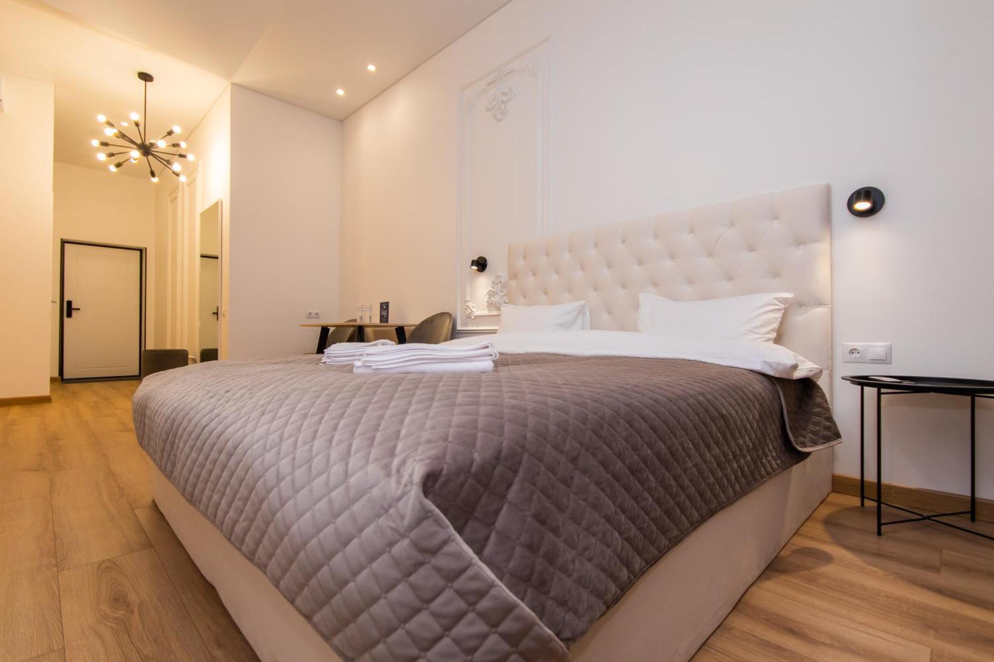 Myfreedom Lux Апартаменти Центр Вул Євгена Чикаленка 33 М Хрещатик Kiev Exterior foto