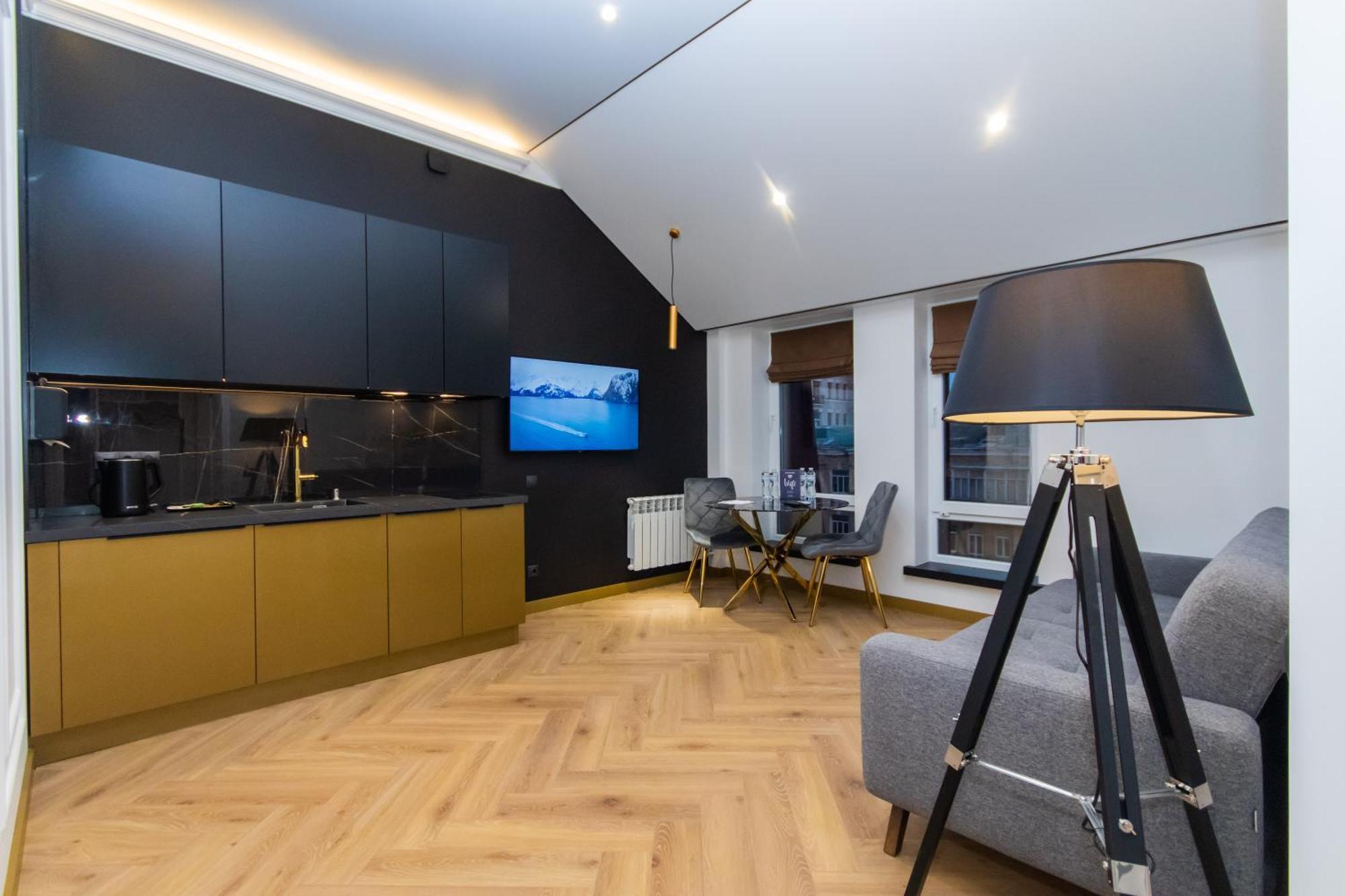 Myfreedom Lux Апартаменти Центр Вул Євгена Чикаленка 33 М Хрещатик Kiev Exterior foto