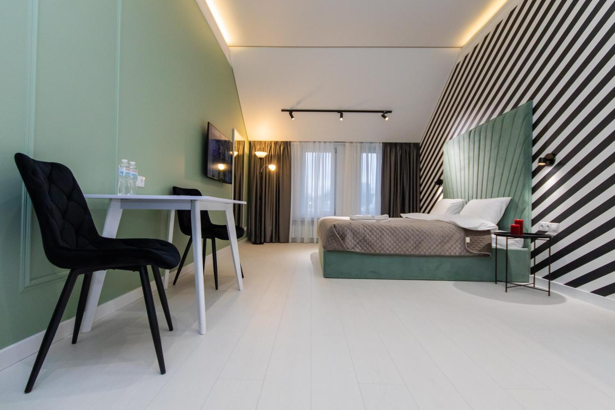 Myfreedom Lux Апартаменти Центр Вул Євгена Чикаленка 33 М Хрещатик Kiev Exterior foto
