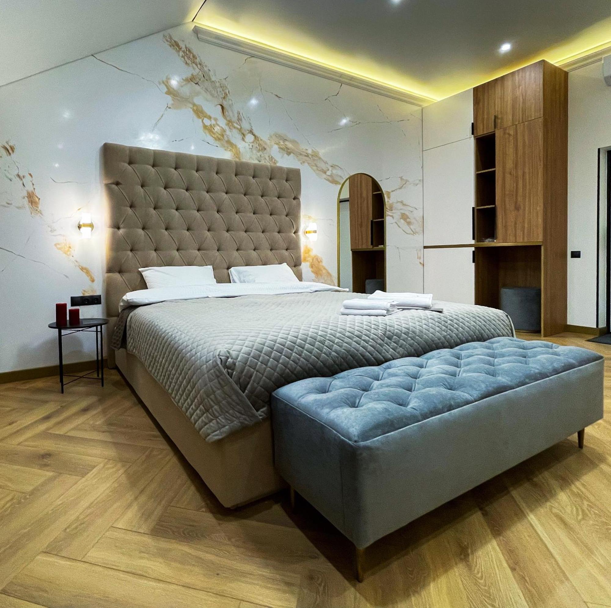 Myfreedom Lux Апартаменти Центр Вул Євгена Чикаленка 33 М Хрещатик Kiev Exterior foto