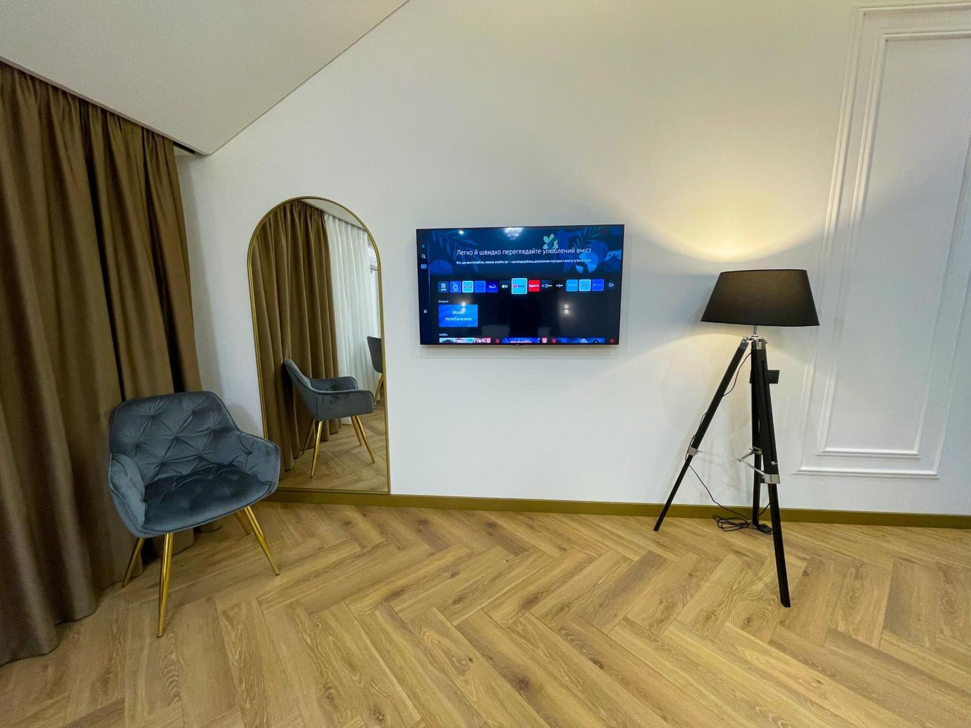 Myfreedom Lux Апартаменти Центр Вул Євгена Чикаленка 33 М Хрещатик Kiev Exterior foto