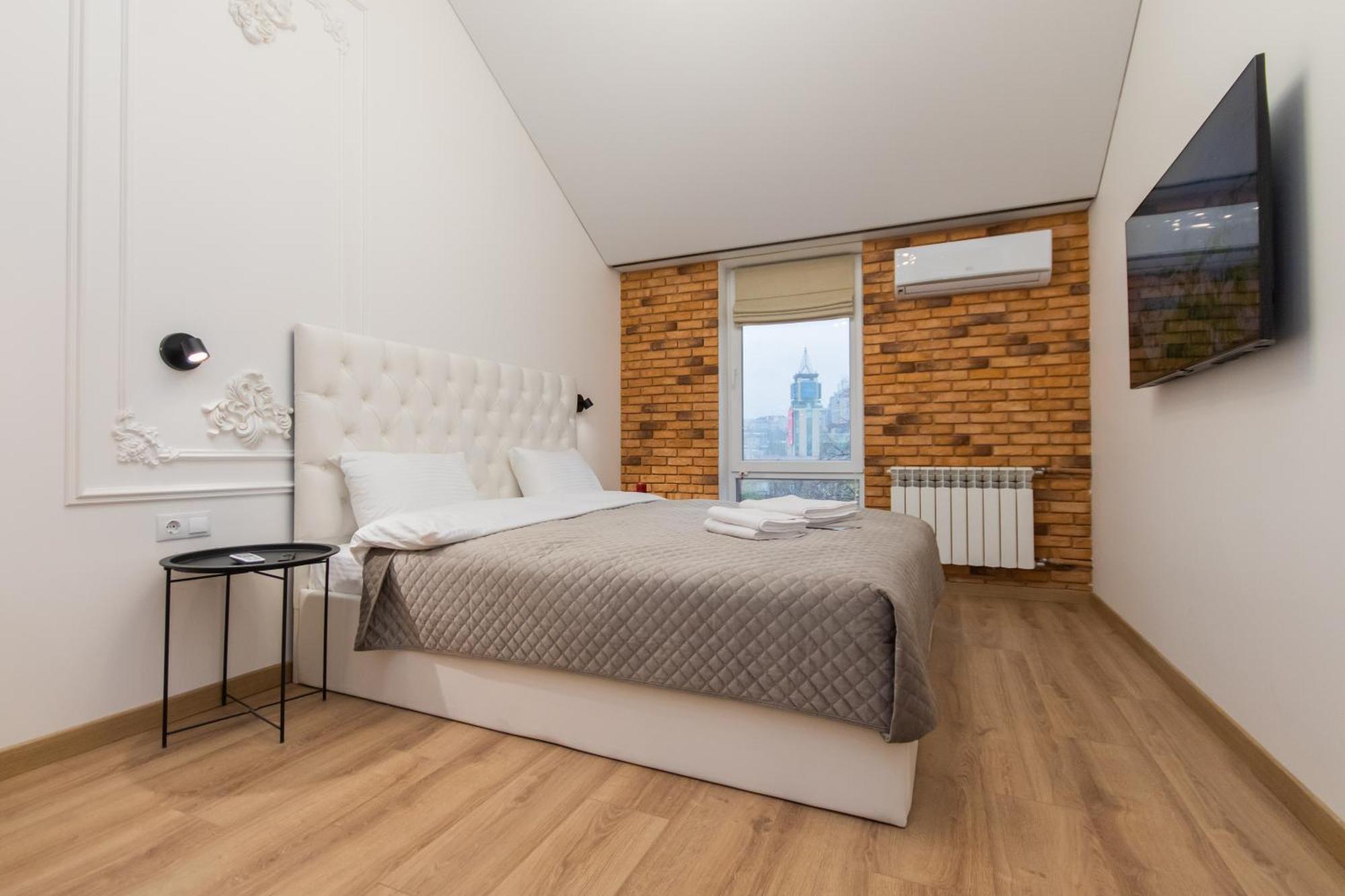 Myfreedom Lux Апартаменти Центр Вул Євгена Чикаленка 33 М Хрещатик Kiev Exterior foto